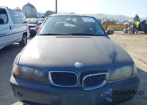 2002 BMW 325I из США, поврежденный, VIN WBAET37482NG84339